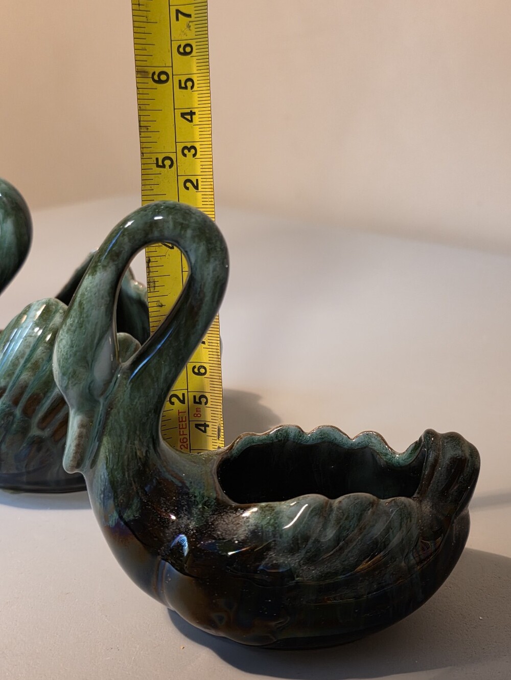 Vintage Blue Mountain Pottery Swans - Picture 5 of 9